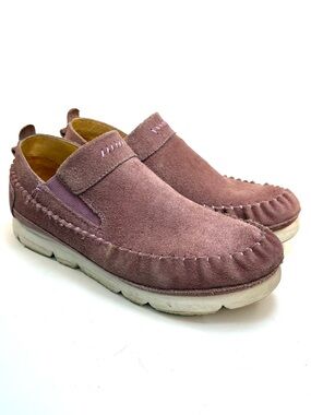 Manitobah Dusty Pink Suede Loafers | 8.5